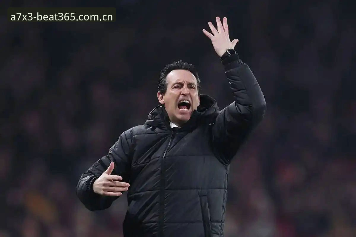 埃梅里欧联杯封神之夜：率维拉3-0完胜弗赖堡，五冠王纪录再刷新